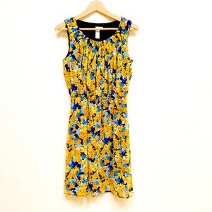 ❤️ Beautiful Blue and Yellow Floral Sleeveless Pleated Round Neck Chiffon Dress
